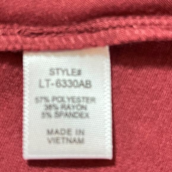 Zenana Lace Tunic Top in Red Size Small - Picture 8 of 9